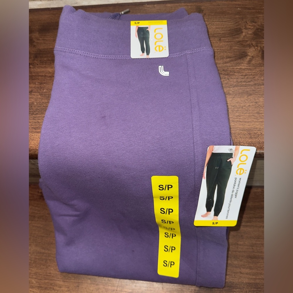 Lole Purple Joggers Drawstring waist, comfy, relaxed fit, loungewear Size Small